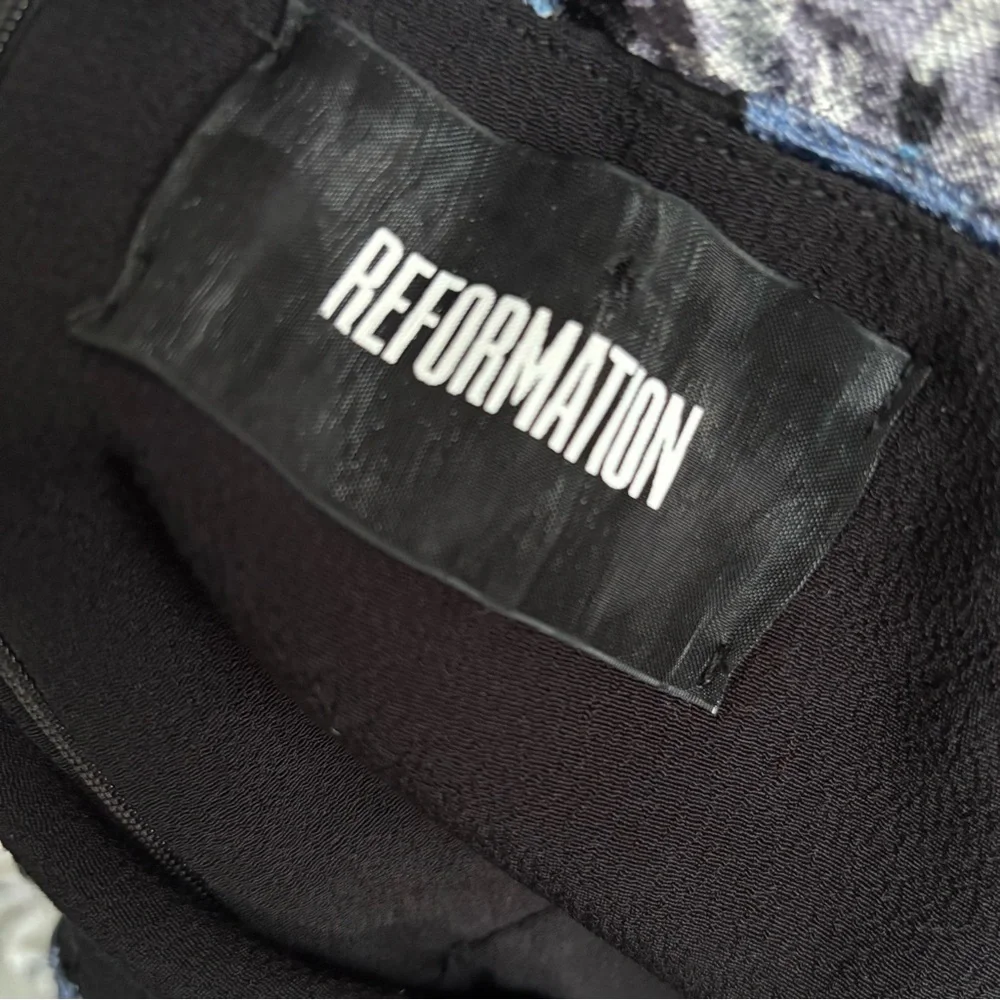 Reformation velvet floral print short knee length dress black, silver & blue XS - Picture 8 of 10
